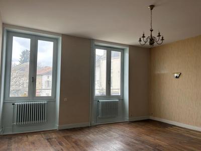 Annonce Vente Immeuble Civray 86