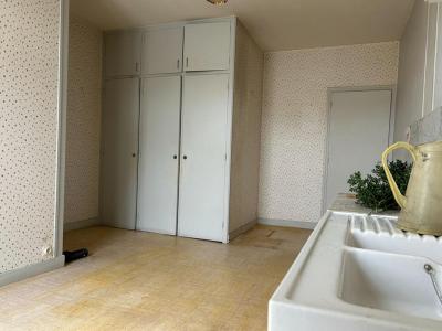 Acheter Immeuble Civray 124000 euros