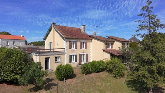 For sale Saint-pierre-d'exideuil 8 rooms 277 m2 Vienne (86400) photo 0