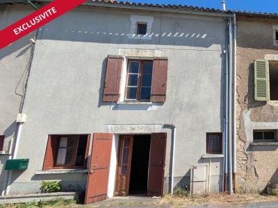 For sale Chateau-garnier 3 rooms 101 m2 Vienne (86350) photo 0