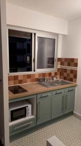 For rent Vanves 1 room 30 m2 Hauts de Seine (92170) photo 1