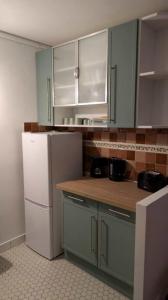 For rent Vanves 1 room 30 m2 Hauts de Seine (92170) photo 2