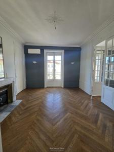 Louer Appartement 198 m2 Lyon-6eme-arrondissement