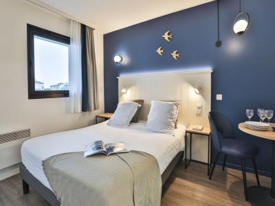 For sale Rochelle 1 room 22 m2 Charente maritime (17000) photo 3