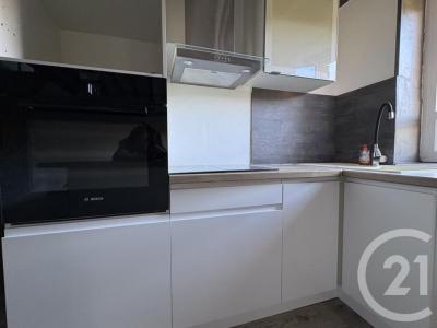 Louer Appartement Pontpoint 700 euros