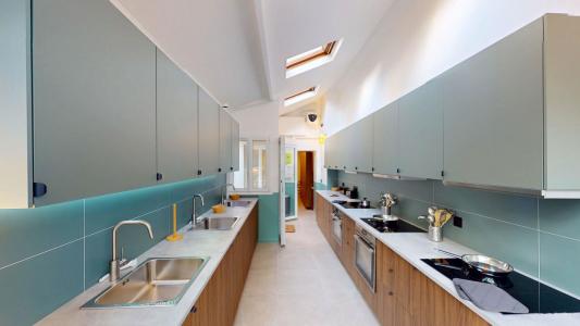 Louer Appartement 359 m2 Paris-17eme-arrondissement