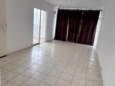 Acheter Appartement 67 m2 Abymes