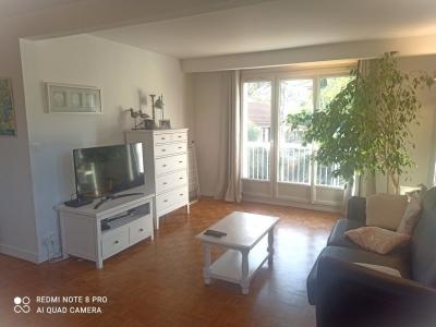 For sale TERRENOIRE 4 rooms 95 m2 Loire (42100) photo 2