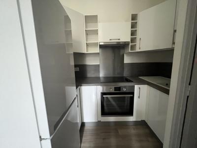 Louer Appartement  Bouches du Rhone