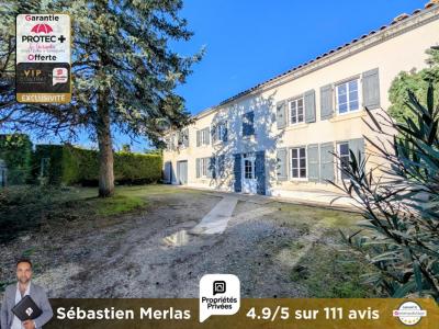 For sale Saint-sever-de-saintonge 9 rooms 264 m2 Charente maritime (17800) photo 0
