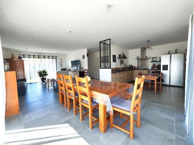 For sale Montrevault 4 rooms 100 m2 Maine et loire (49110) photo 2
