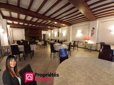 For sale Renaison 10 rooms 600 m2 Loire (42370) photo 2