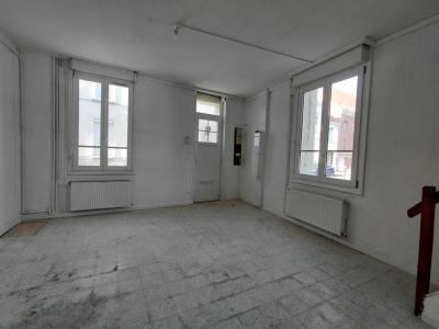 For sale Douai 4 rooms 84 m2 Nord (59500) photo 2