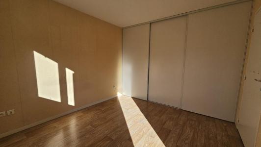 Louer Appartement Adrets 602 euros