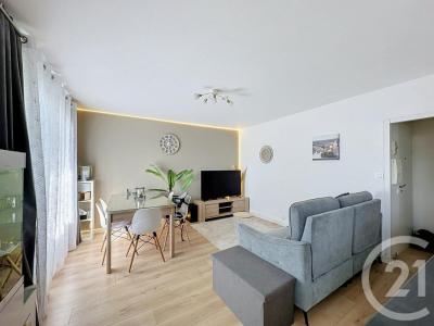 For sale Feyzin 4 rooms 67 m2 Rhone (69320) photo 2