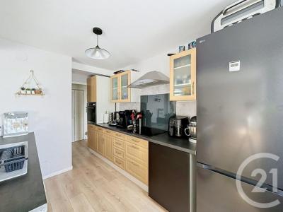 For sale Feyzin 4 rooms 67 m2 Rhone (69320) photo 4