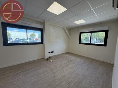Acheter Commerce Montrabe 787500 euros