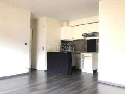 Louer Appartement 38 m2 Brie-comte-robert