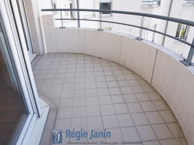 Louer Appartement Lyon-8eme-arrondissement Rhone