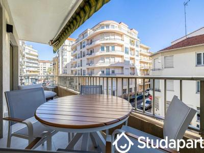 For rent Cannes 2 rooms 55 m2 Alpes Maritimes (06400) photo 2