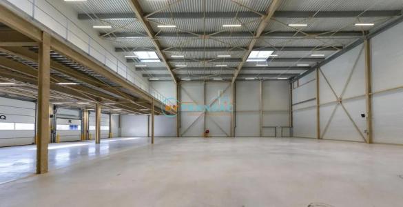 Louer Commerce Bondy 135200 euros