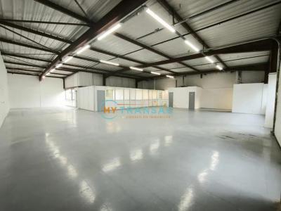 For rent Villebon-sur-yvette 320 m2 Essonne (91140) photo 0