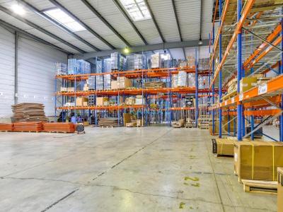Annonce Location Commerce Saint-thibault-des-vignes 77