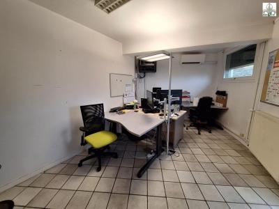 Louer Bureau 77 m2 Besancon