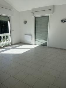 Louer Maison Talasani 900 euros