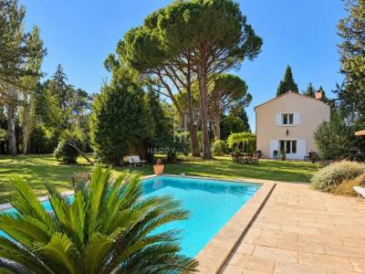 For sale Barbentane 6 rooms 285 m2 Bouches du Rhone (13570) photo 2