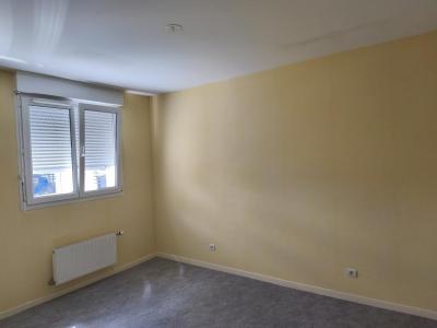 Louer Appartement 58 m2 Stiring-wendel