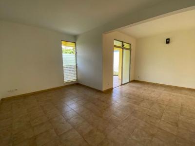 Annonce Location 4 pi�ces Appartement Lamentin 972