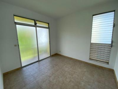 Louer Appartement Lamentin 1020 euros