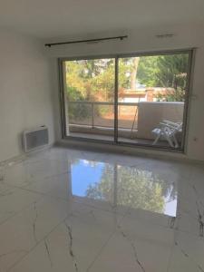For rent Fontainebleau 2 rooms 50 m2 Seine et marne (77300) photo 3