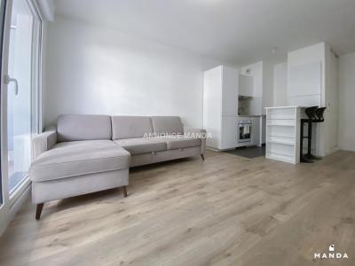 For rent Asnieres-sur-seine 2 rooms 39 m2 Hauts de Seine (92600) photo 0