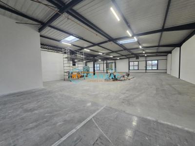Louer Commerce 178 m2 Ivry-sur-seine
