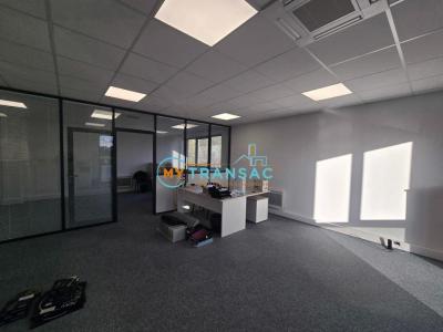 Louer Commerce Bussy-saint-georges 26532 euros