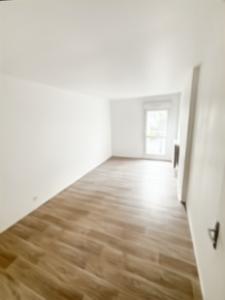 For sale Valentigney 5 rooms 99 m2 Doubs (25700) photo 3