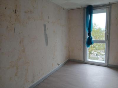 Louer Appartement Grand-charmont 574 euros