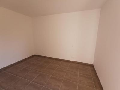Louer Appartement 69 m2 Cuers