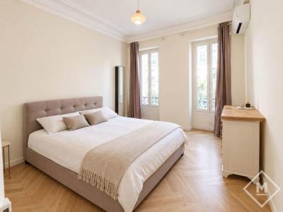 Louer Appartement Marseille-8eme-arrondissement Bouches du Rhone