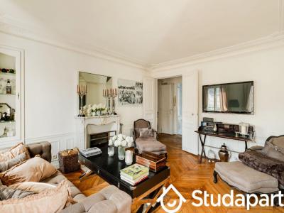 Louer Appartement 70 m2 Paris-8eme-arrondissement