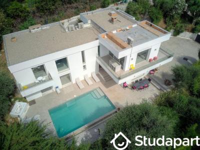 Louer Maison 290 m2 Cannet