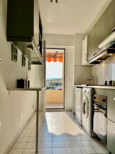 For rent Saint-laurent-du-var 2 rooms 56 m2 Alpes Maritimes (06700) photo 2