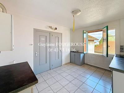 For sale Savigneux 4 rooms 56 m2 Loire (42600) photo 3