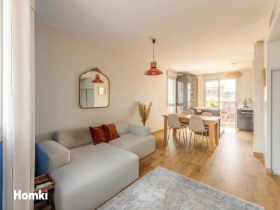 For sale Lyon-7eme-arrondissement 4 rooms 84 m2 Rhone (69007) photo 1