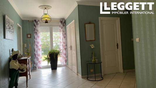 For sale Saint-james 10 rooms 226 m2 Manche (50240) photo 2