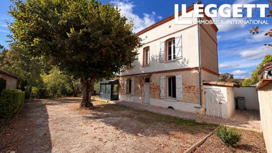 For sale Castelsarrasin 5 rooms 125 m2 Tarn et garonne (82100) photo 0