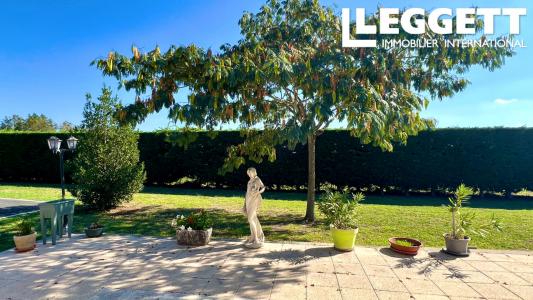 For sale Saujon 6 rooms 117 m2 Charente maritime (17600) photo 1