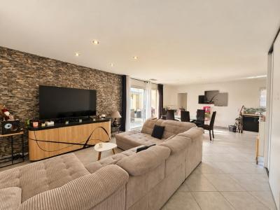 For sale HORS LOTISSEMENT 5 rooms 117 m2 Herault (34560) photo 1